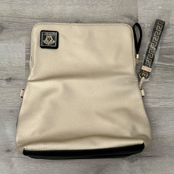 VERSACE Authentic NWOT Black and Gold Parfume Clutch/Bag - Picture 15 of 15